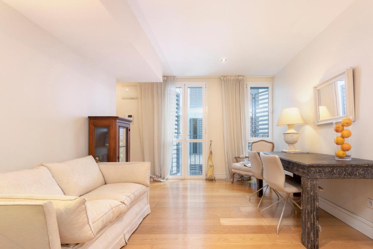 Acogedor Apartamento Junto A La Catedral By Rent Me Málaga Dış mekan fotoğraf